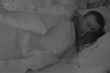 (VIDEO) Karić brijao Ivi vaginu: Otkriveni fetiši najčudnije veze u "Zadruzi"!