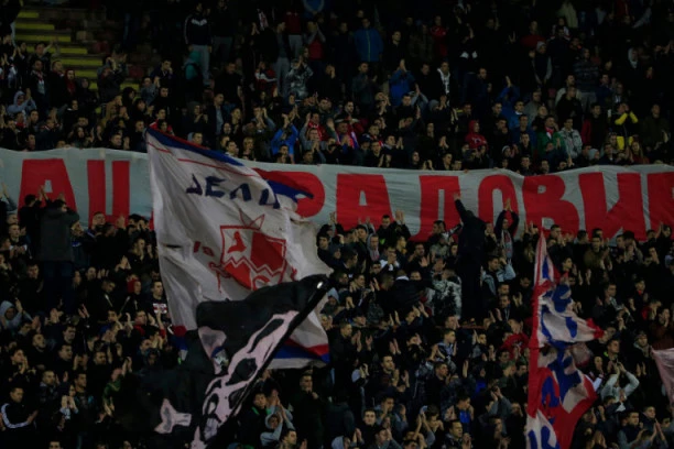 Delije na izuzetan način pozdravile Dekija!