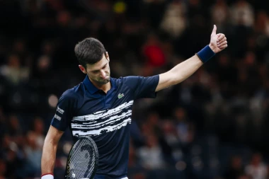 Novak je LJUDINA: Opet pomogao ljudima u nevolji, ovaj put na poziv Šarapove!