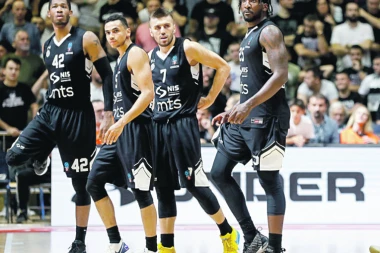 Amerikanac na pragu Partizana!