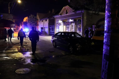 STRAVIČNA SAOBRAĆAJKA KOD ZAJEČARA: Vatrogasci izvlače preživele iz ZGUŽVANIH olupina