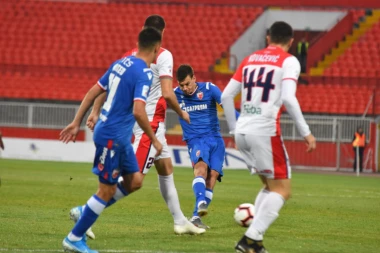 Rutinska partija Zvezde u Novom Sadu: Dva gola u mreži Proletera i 100. pobeda Vladana Milojevića na klupi prvaka Srbije!