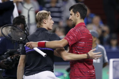 DRAMA U RIMU: Teniser se OBRAČUNAO sa publikom!