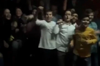 (VIDEO) Srbi zgroženi snimkom koji kruži mrežama: Deca u transu na proslavi rade nešto NAJODVRATNIJE