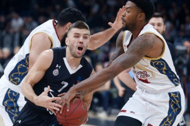 Prvi poraz Partizana u Evrokupu: Očajno šutersko veče Trinkijerijevih momaka, Venecija trojkama ubila crno-bele!