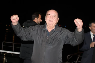 Drljača izašao iz bolnice na kućni oporavak: Tražim devojku kad prođe korona!