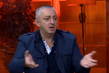 Profesor Trifunović otkrio kako huligani na protestima komuniciraju prilikom pravljenja nereda