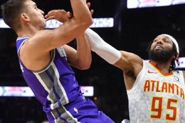 Bogdan namestio ruku i brutalnom partijom nosio Sakramento do važnog trijumfa!