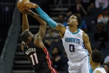 Prejeo se gumenih bombona, pa pao u nesvest: Stravični momenti za NBA zvezdu pred Lejkerse!