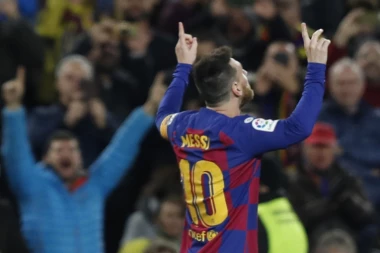 (VIDEO) Dan kada je Mesi rastavio Arsenal na proste činioce!