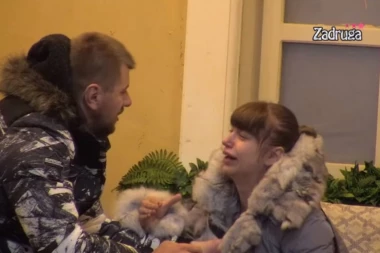 (VIDEO) Ne može da dođe sebi od plača: Miljana na kolenima jecala i molila Janjuša za oproštaj!