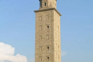 DRAGULJ ŠPANIJE: Herkulov toranj krasi tamošnju obalu već 2.000 godina