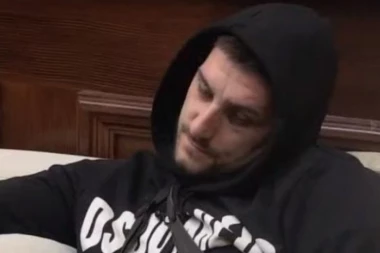 OVO JE SVE ŠTO ĆU REĆI: Oglasio se Zola polse burnog raskida sa Miljanom, pa otkrio ko mu je dao novac da se vrati kući!