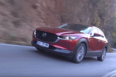 Deca u automobilu - koja su pravila za bezbednu vožnju?