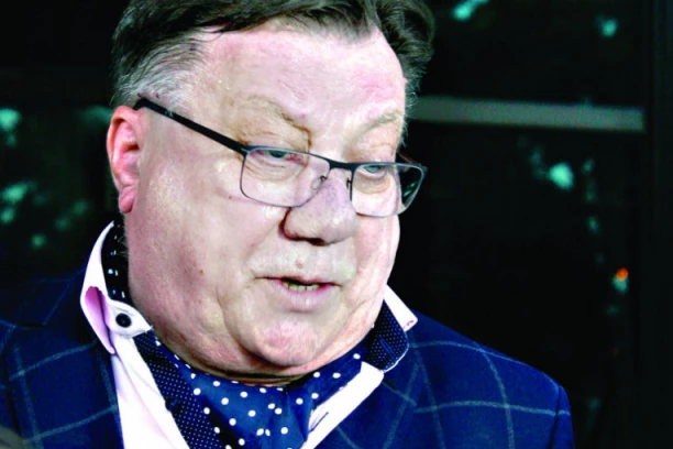 Halid Bešlić hitno HOSPITALIZOVAN! Pevač završio na operaciji SRCA!