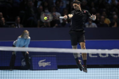 Federer bez većih problema slomio otpor nezgodnog Beretinija!
