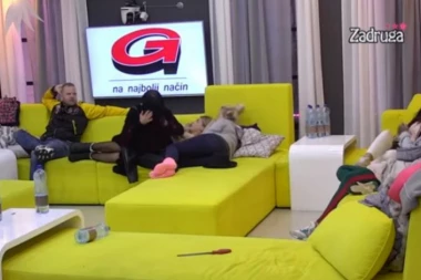 (VIDEO) Kako da ne znam kada sam na telefonu 24 sata: Rade Lazić zaboravio na kamere pa se izlanuo!