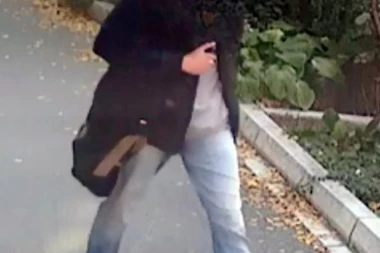 Evo kako je manijak uspeo da namami učenicu u toalet, i tu pokušao da izvrši gnusno delo