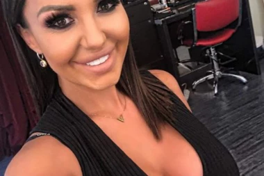 SAMO ŠIROKO! Marija kupila kolica od 1.000 dolara u kojima i Megan Markl vozi svoju bebu