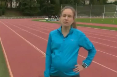 Trči u sedmom mesecu trudnoće!