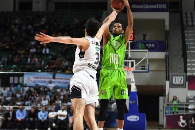 Krenuli košarkaški kupovi i odmah senzacija: Ispao Vasin Efes!