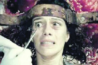 SRAMOTA! Koljači izokrenuli činjenice: Albanci snimili film o vađenju organa iza kojeg stoji "srpska banda"?!