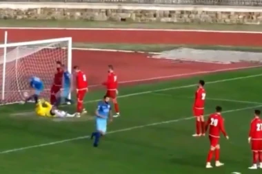 (VIDEO) Šteta što je Prva liga Srbije, inače bi daleko odjeknulo: Fudbaler Bačke postigao gol vredan Ronaldinja!