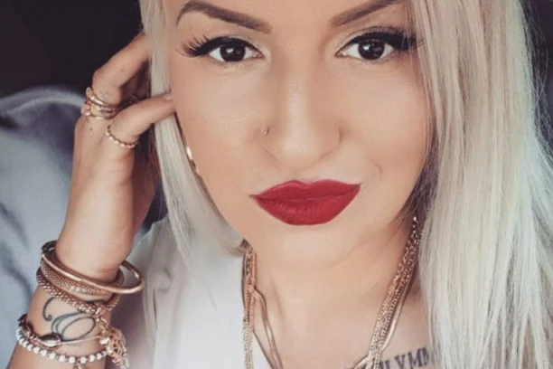 ERMINA PAŠOVIĆ PUNA KAO BROD! Bivša zadrugarka ima KUĆU IZ SNOVA, uživa u LUKSUZU! (FOTO)