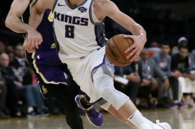 Bogdanović vs. Lebron: Da je Srbin rešavao Kingsi bi drugu pesmu pevali, Lejkersi slavili u završnici!