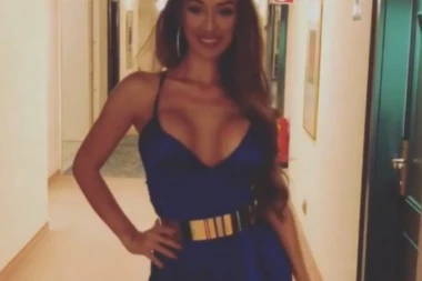 (VIDEO) 5.000 EVRA ZA REFREN! Ne da između grudi, ali OVDE joj ne smeta!