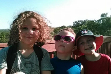 (FOTO) Majka ubila troje dece, pa sebe - dotukao je razvod