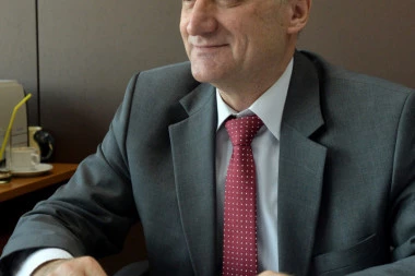 Sahranjen državni sekretar Blažić: Ćerka Olja održala potresan govor koji su mogli da čuju samo najuži članovi porodice