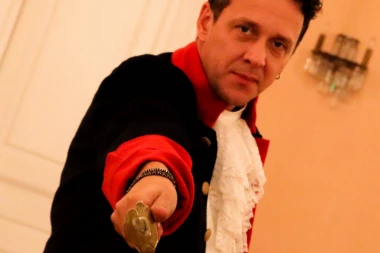 (VIDEO) ČUVAR PRAVE MUZIKE: Poslušajte novu Dženanovu pesmu "Ne vraća se ljubav nikad”!