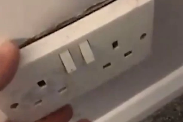 IZNAJMILA JE SMEŠTAJ, A ZBOG ONOGA ŠTO JE NAŠLA U UTIČNICI SLEDILA SE OD STRAHA: Kada je saznala da su sve videli, napravila je HAOS