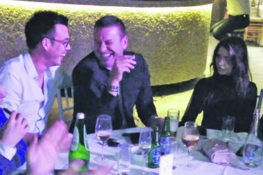 (VIDEO) NA ŠTA TO LIČI?! VLADO GEORGIJEV se izmotavao sa POLICIJOM, odbio da duva i POBEGAO!