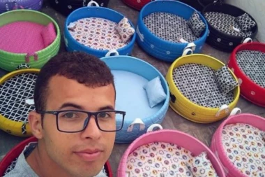 (FOTO) PREDIVNO! Mladić od starih guma pravi krevete za životinje