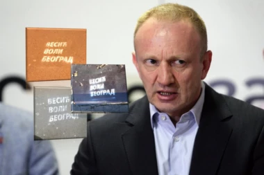 Vesić: Đilasovci uništavaju grad sramnim podmetanjem! Podneću prijave!