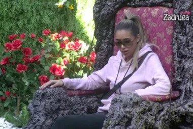 (VIDEO) Iva u teškom stanju posle raskida sa Stefanom: Zamerio mi je što sam lizala srednji prst!