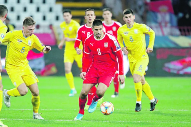 NASTAVIO GDE JE STAO: Mitrović strelac posle kazne, Fulam pobedio
