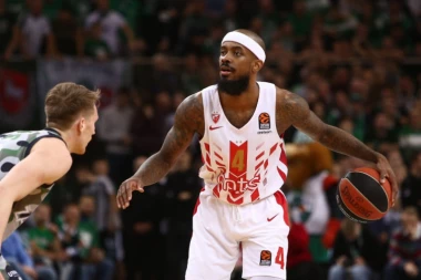 Veliki problem za Zvezdu; Braun iznet sa terena!