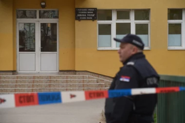 Terorista iz Velike Plane naoružan do zuba! Policija ušla u njegovo dvorište i zatekla ARSENAL sakrivenog oružja