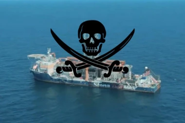 OTMICA U GVINEJSKOM ZALIVU: Pirati zarobili trojicu Rusa, a dvojicu RANILI!