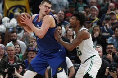 (VIDEO) Maestralni tripl-dabl Nikole Jokića za veliku pobedu nad Bostonom!