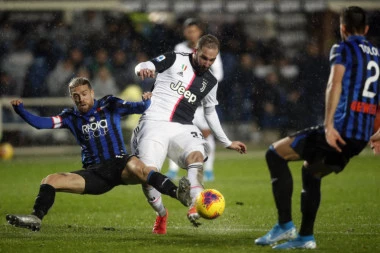 Bagatela: Juve odredio cenu za Iguaina!