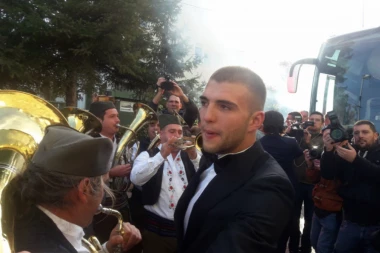 Niko mi nije prijatelj: Veljko zapanjio sve objavom na Instagramu!