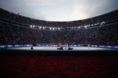 (VIDEO) Rodžer i Zverev ispisali novu istoriju tenisa: 42.517 gledaca u Meksiko sitiju!