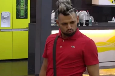 (VIDEO) Ginekologija Tomović i dva prsta: Santana žestoko ponizio Marinkovićevu!