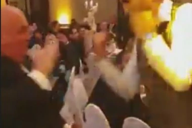 (VIDEO) Obavezno pogledajte! Evo kako Veljko i Palma boksuju nasred svadbe!