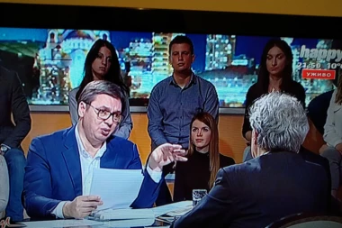 DA LI PREDSEDNIKA PRISLUŠKUJU?! Evo kako je Vučić odgovorio na Marićevo pitanje o aferi "Špijuniranje"