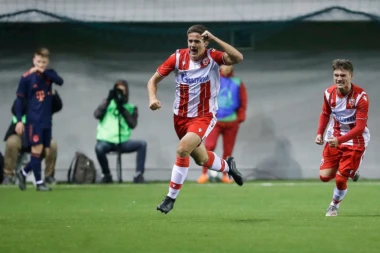 Zvezda nadigrala moćni Bajern, ali evrogol sprečio crveno-bele da zauzmu čelo tabele!